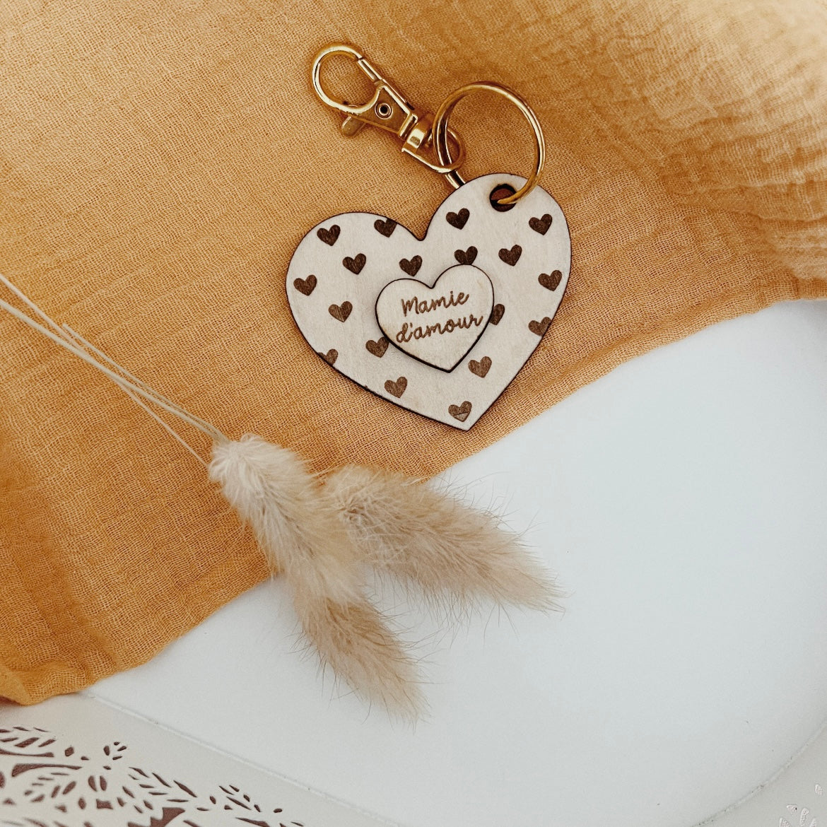 Porte-clés gravé “Mamie d’Amour” – En forme de cœur