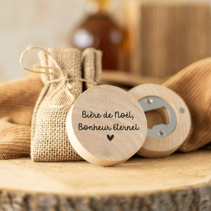 Décapsuleur en bambou gravé rond