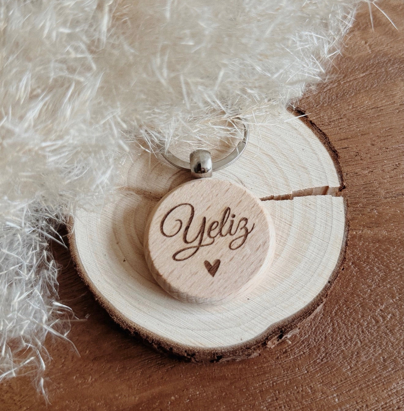 Porte-clé en bois rond personnalisé